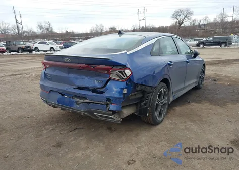 2021 Kia K5 Gt-Line z USA, uszkodzony, nr VIN 5XXG64J25MG064172